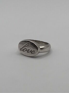 Lia Sophia “Love” Silver Tone Signet Ring Size 7